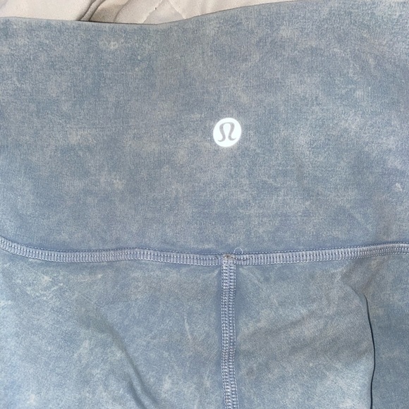 extra photo for lululemon leggings - Picture 1 of 2